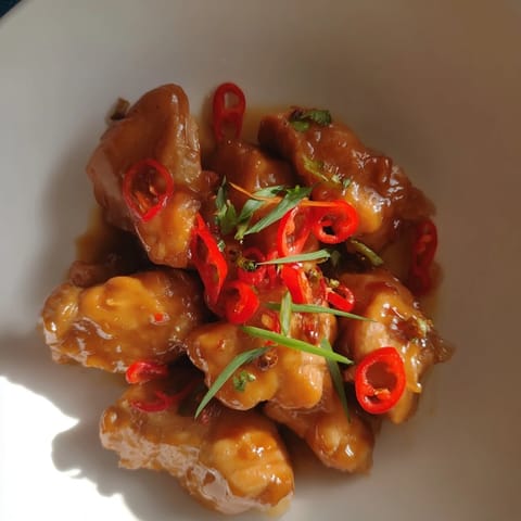 Vietnamese Caramel Chicken